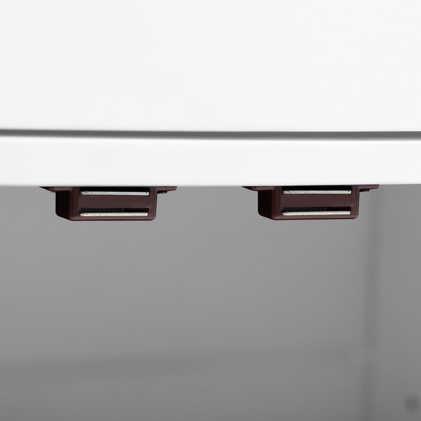 Curved Design Storage Cabinet made of Fraxinus Mandschuric Solid Wood Veneer, Adjustable Shelves, Suitable for Corridors, Entrances and Study.