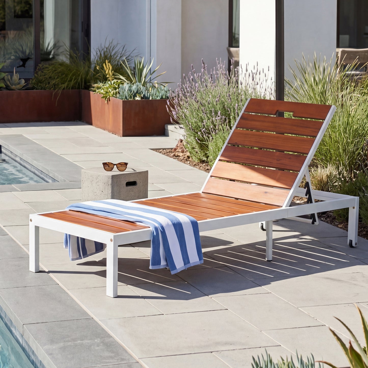 Outdoor Chaise Lounges Pool Lounge Chairs Outdoor Daybed Recliner with Adjustable Backrest