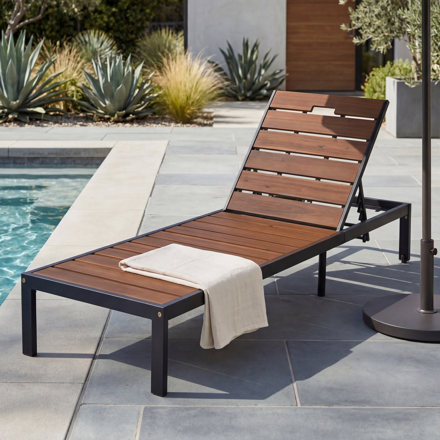 Outdoor Chaise Lounges Pool Lounge Chairs Outdoor Daybed Recliner with Adjustable Backrest